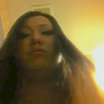 Big+Poop+in+Toilet TheNewGirlsPooping.Com A woman takes what appears to either be an ...